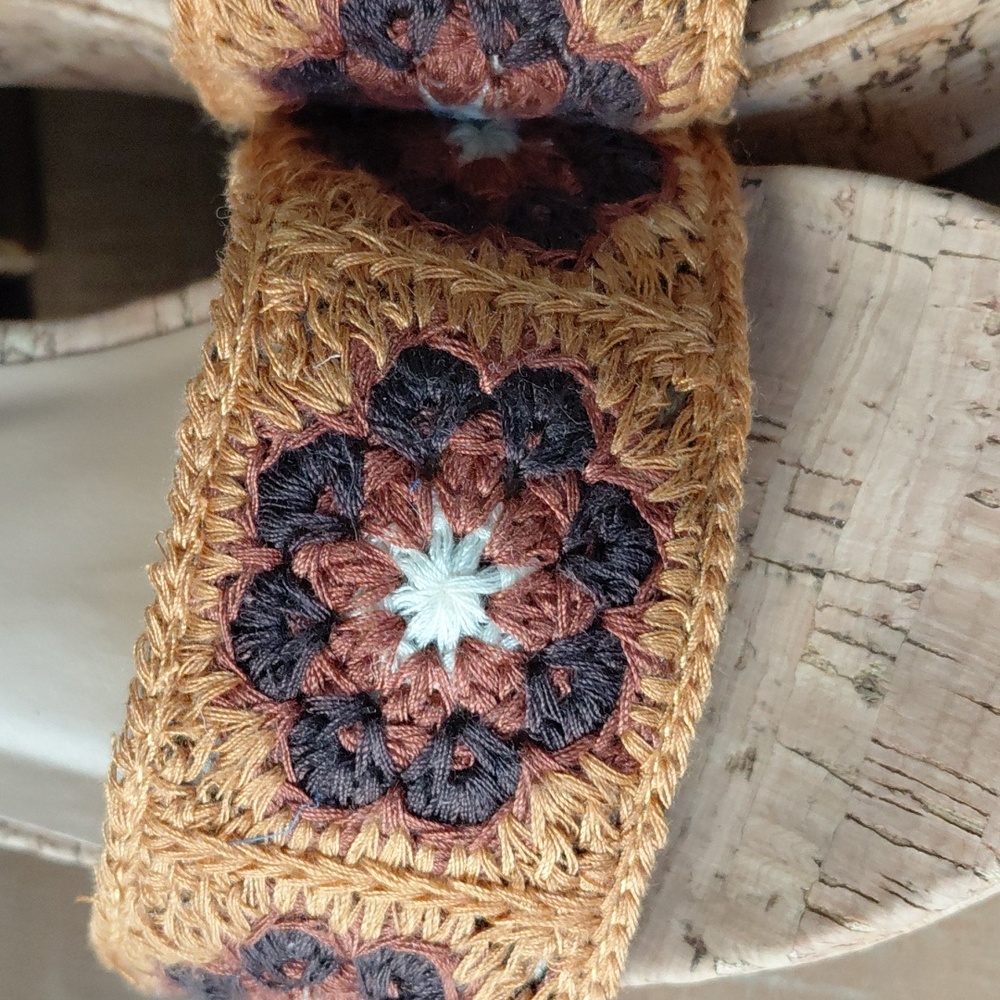 Sheln Brown Crocheted Boho Style Platform Sandals - Picture 5 of 8